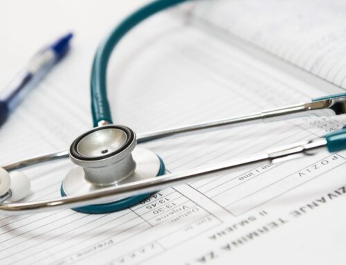 Negligencias Médicas en Urgencias: Causas Comunes y Cómo Actuar